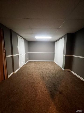 2231 Rosegarden Drive, St Louis, MO 63125