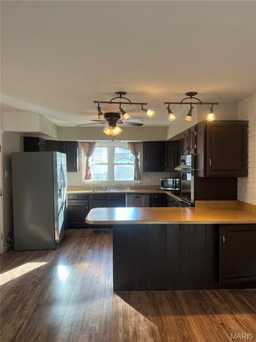 2231 Rosegarden Drive, St Louis, MO 63125