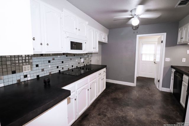 7227 Trace Buckle, San Antonio, TX 78240