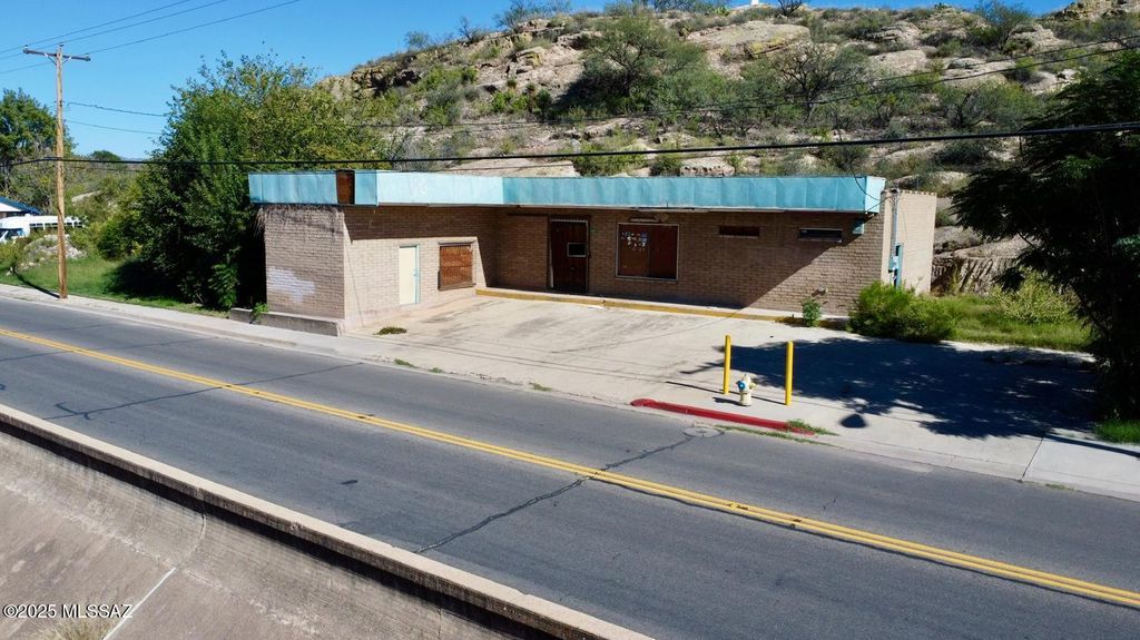 734 N Morley Avenue, Nogales, AZ 85621
