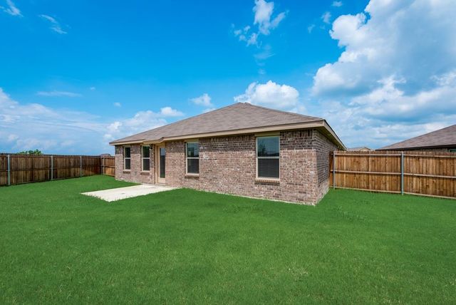 2439 Burkburnett Drive, Forney, TX 75126