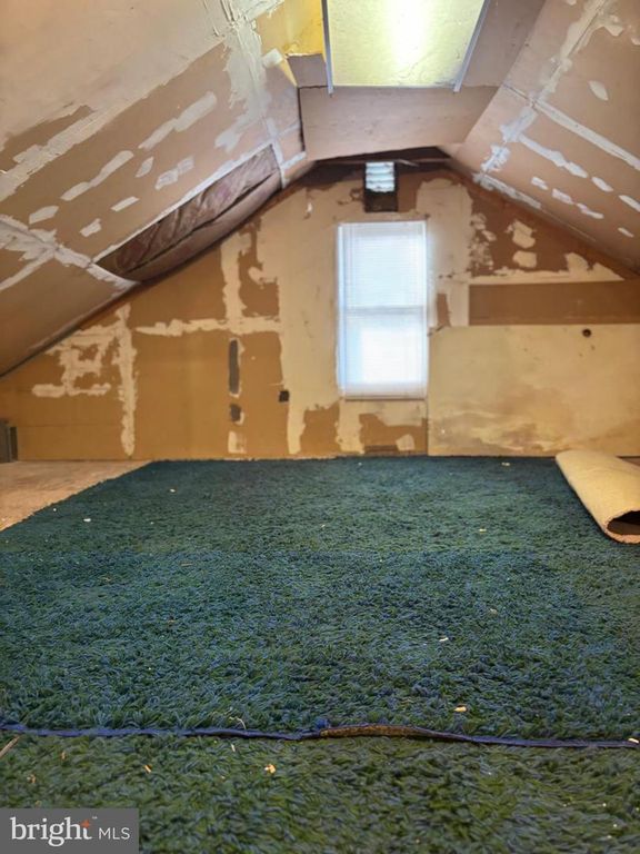 Image 8 of property listing at 38 JACQUELINE DR, Paoli, PA 19301