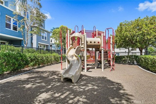 3472 Sandcastle, San Diego, CA 92110