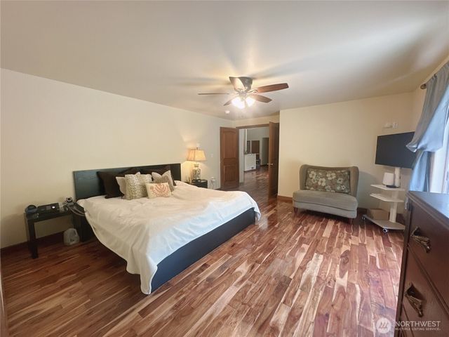 8205 Hide A Way Lane NW, Silverdale, WA 98383