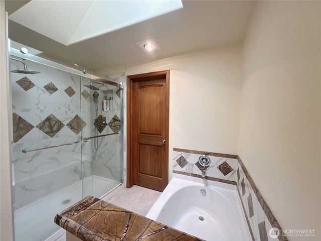 8205 Hide A Way Lane NW, Silverdale, WA 98383
