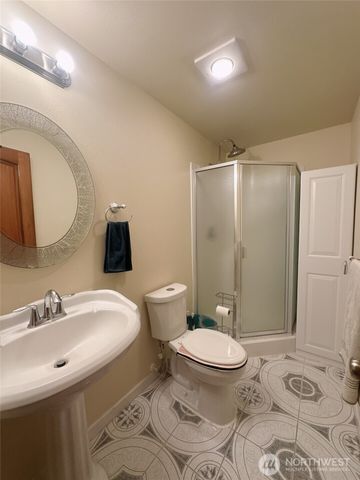 8205 Hide A Way Lane NW, Silverdale, WA 98383