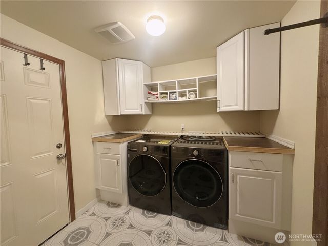 8205 Hide A Way Lane NW, Silverdale, WA 98383