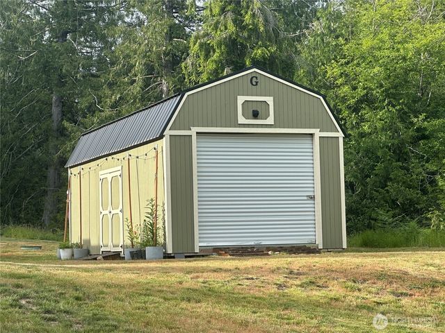 8205 Hide A Way Lane NW, Silverdale, WA 98383