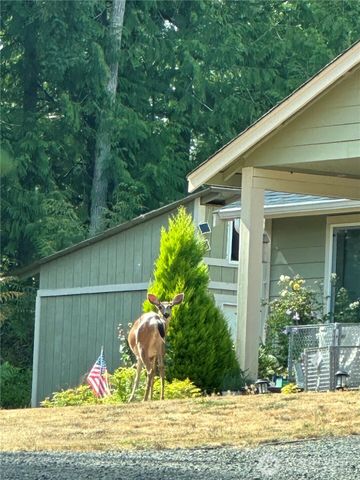8205 Hide A Way Lane NW, Silverdale, WA 98383