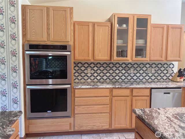 8205 Hide A Way Lane NW, Silverdale, WA 98383