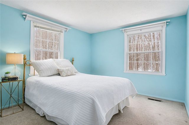 140 Overland, Henrietta, NY 14586