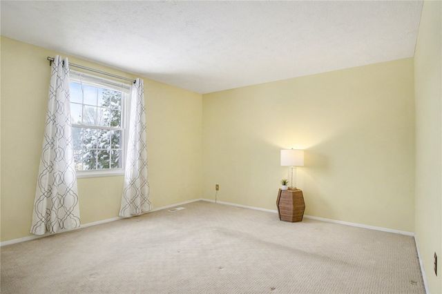 140 Overland, Henrietta, NY 14586