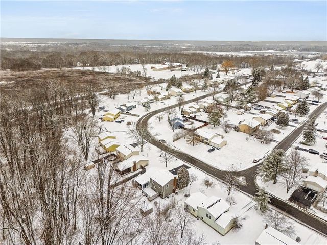 140 Overland, Henrietta, NY 14586