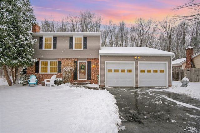 140 Overland, Henrietta, NY 14586