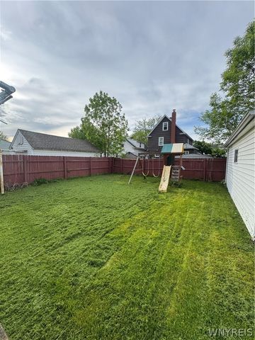 3520 Chapin Avenue, Niagara Falls, NY 14301