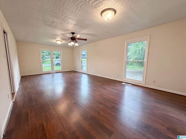 1007 NORMANDALE DRIVE, Bessemer, AL 35023