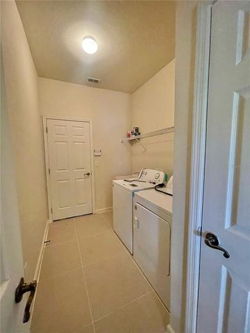 2370 HINSDALE DRIVE, Kissimmee, FL 34741