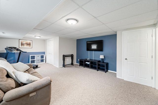 1502 Briar Lane, Sun Prairie, WI 53590