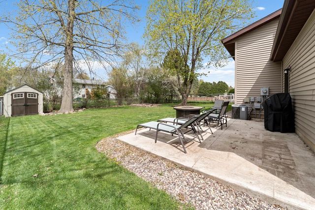 1502 Briar Lane, Sun Prairie, WI 53590