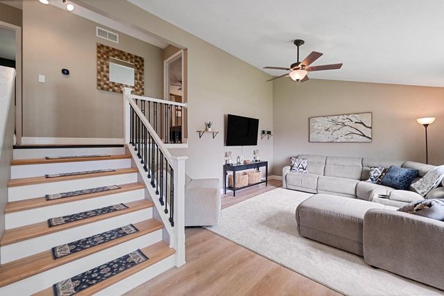 1502 Briar Lane, Sun Prairie, WI 53590