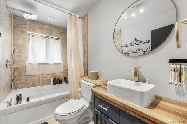 140 S Kendall Street, Lakewood, CO 80226