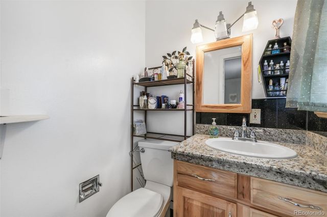 140 S Kendall Street, Lakewood, CO 80226