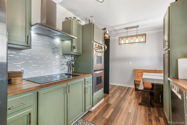 140 S Kendall Street, Lakewood, CO 80226