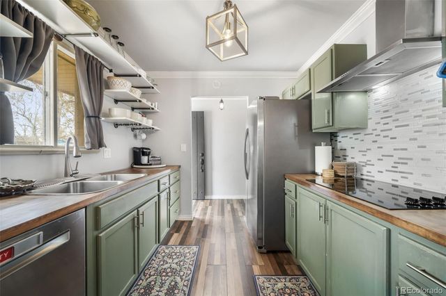 140 S Kendall Street, Lakewood, CO 80226