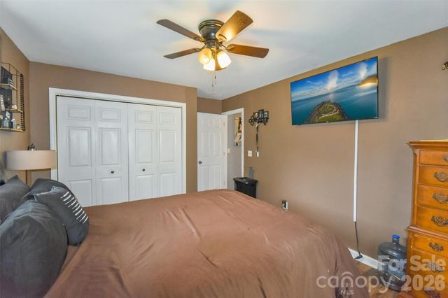 110 West Lane, Brevard, NC 28712