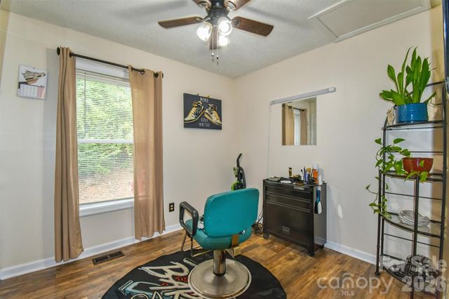 110 West Lane, Brevard, NC 28712