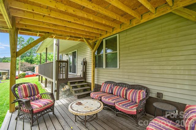 110 West Lane, Brevard, NC 28712