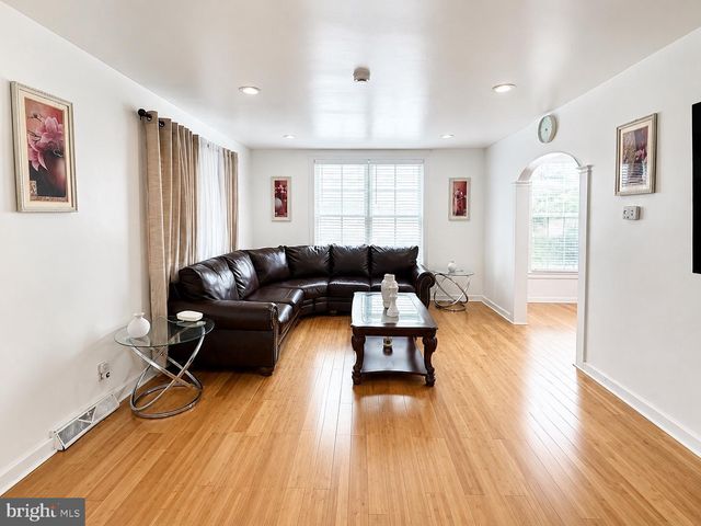 2135 HILLCREST AVE, Pennsauken, NJ 08110