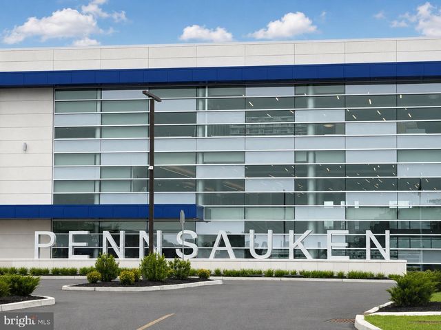 2135 HILLCREST AVE, Pennsauken, NJ 08110