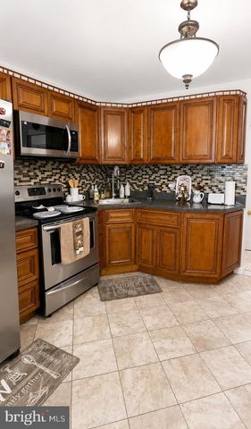 2135 HILLCREST AVE, Pennsauken, NJ 08110