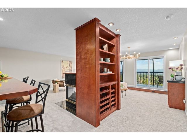 45 Eagle Crest Dr 514, Lake Oswego, OR 97035