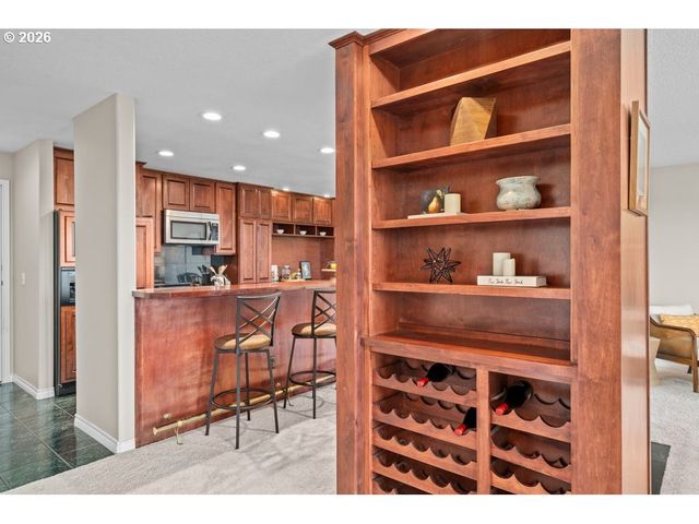 45 Eagle Crest Dr 514, Lake Oswego, OR 97035