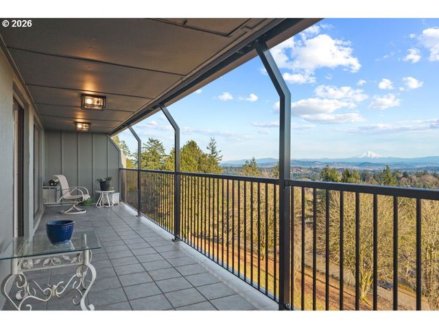 45 Eagle Crest Dr 514, Lake Oswego, OR 97035