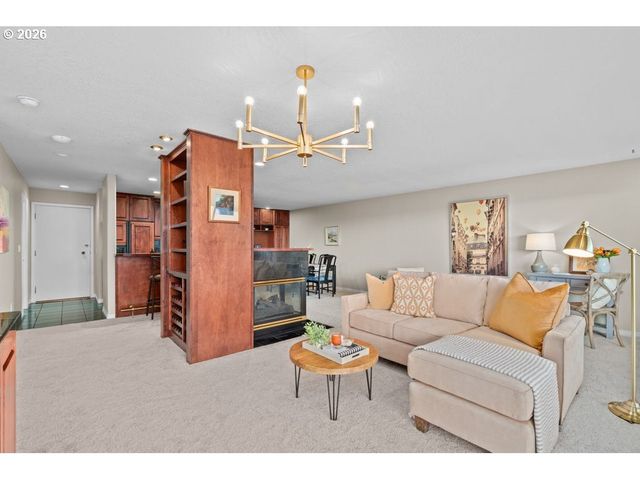 45 Eagle Crest Dr 514, Lake Oswego, OR 97035