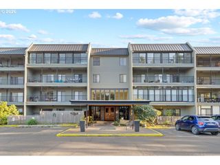 45 Eagle Crest Dr 514, Lake Oswego, OR 97035