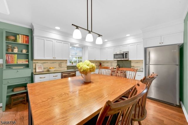 1430 Sylvan Ln, Scotch Plains Twp., NJ 07076