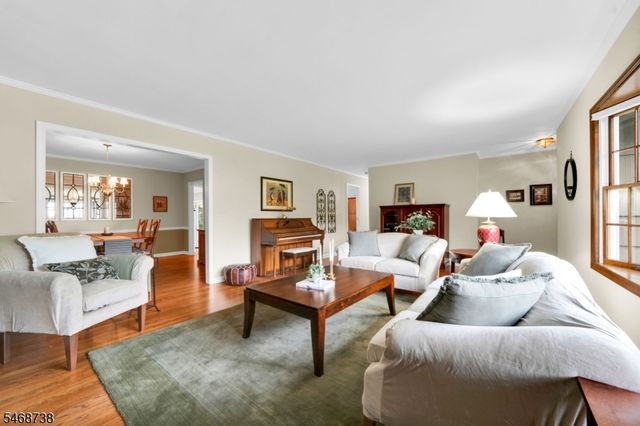 1430 Sylvan Ln, Scotch Plains Twp., NJ 07076