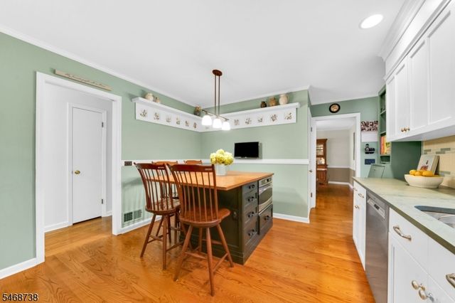 1430 Sylvan Ln, Scotch Plains Twp., NJ 07076