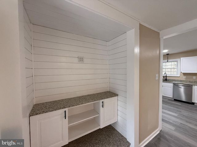 2409 QUAIL OAK DR, Ruther Glen, VA 22546