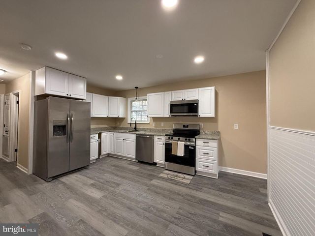 2409 QUAIL OAK DR, Ruther Glen, VA 22546