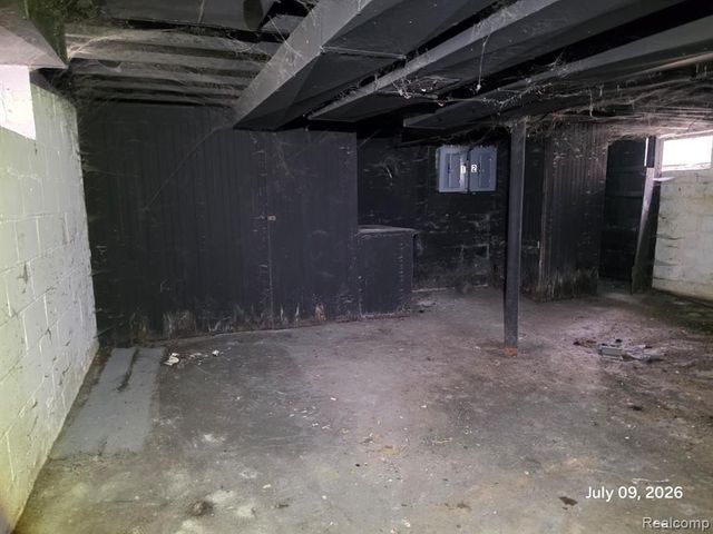 15730 Ohio Street, Detroit, MI 48238