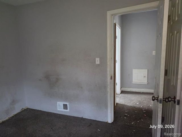 15730 Ohio Street, Detroit, MI 48238