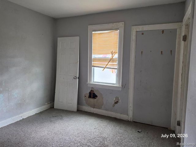 15730 Ohio Street, Detroit, MI 48238