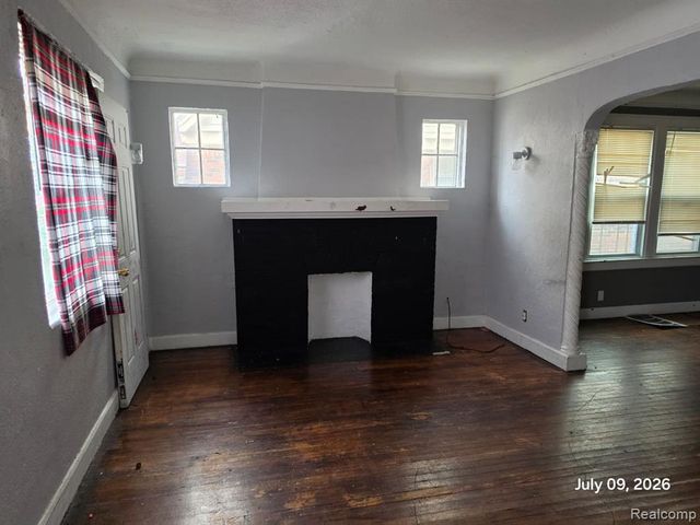 15730 Ohio Street, Detroit, MI 48238