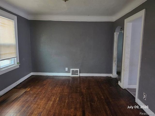 15730 Ohio Street, Detroit, MI 48238