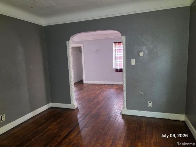 15730 Ohio Street, Detroit, MI 48238